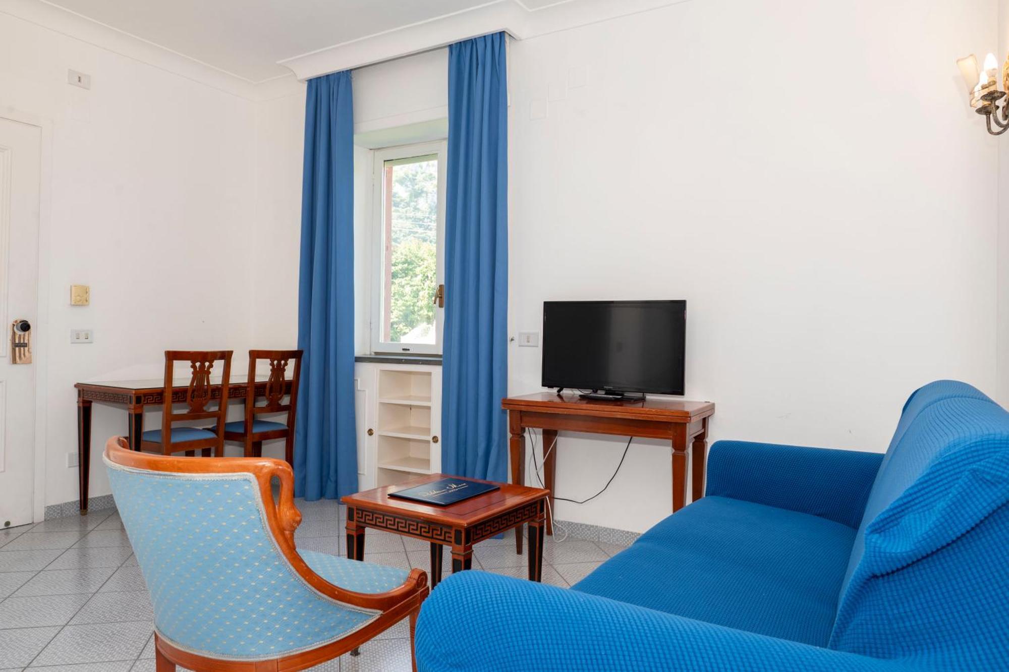 Hotel Palatium Mari 3*